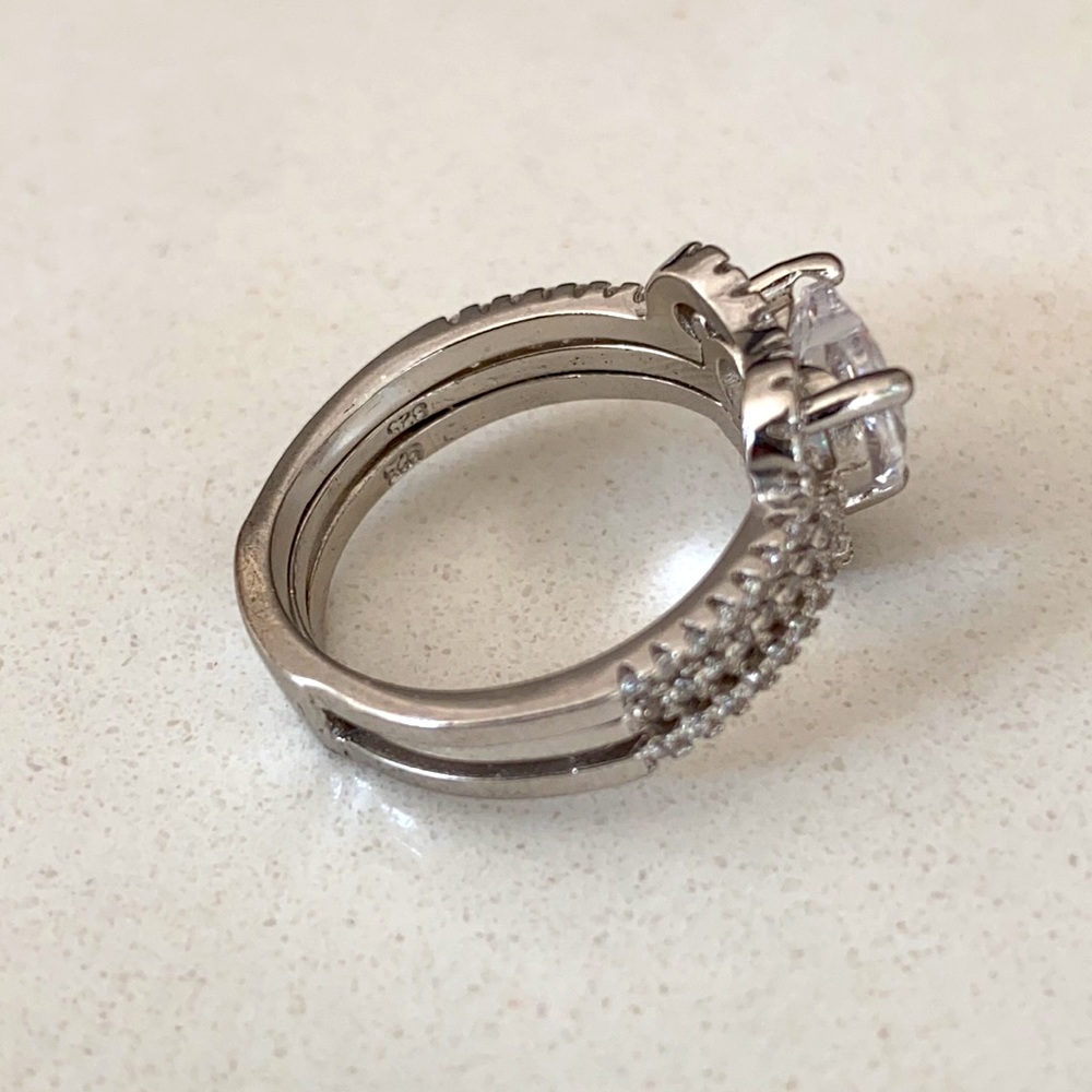 Silver Ring - Picture 5 of 5